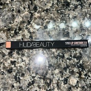 HOST PICK ✨✨✨Huda Beauty